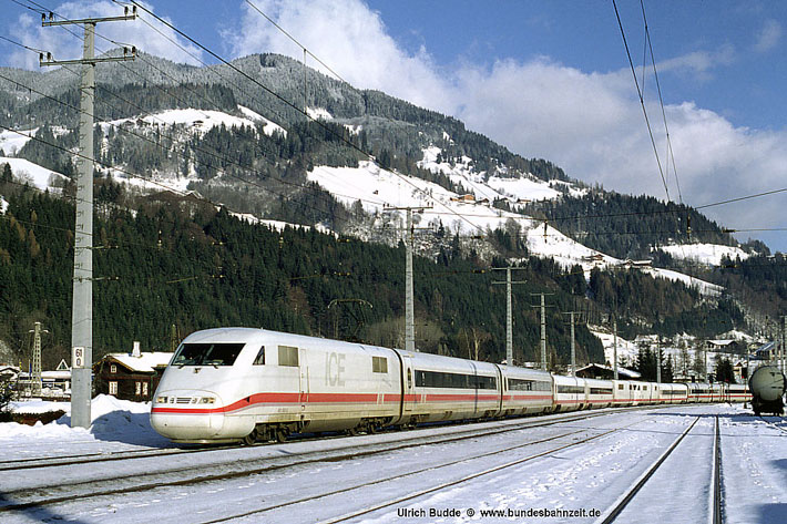b22 40120563